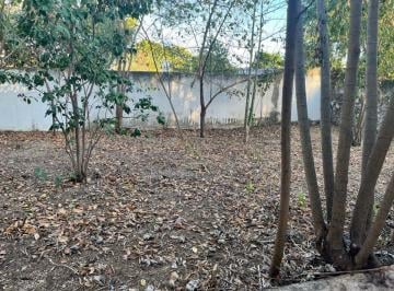 Terreno / Lote Venta 1680m²  · Terreno en Venta en Colonia Itzimna