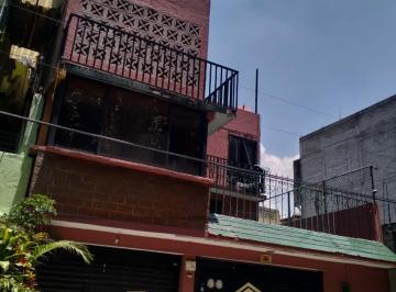 Casa de 6 habitaciones, Iztacalco · Casa Fraccionamiento Benito Juárez