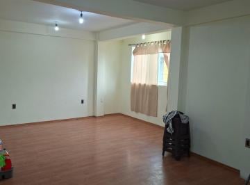 Casa de 2 habitaciones, Nezahualcóyotl · Casa Pequeña de 3 Niveles