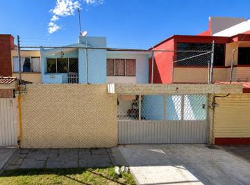 Casa de 3 habitaciones, Puebla · Casa en Venta en Plazas Amalucan Puebla Puebla