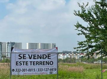 Terreno / Lote , Zapopan · Terreno en Venta 8,500 m² - Jardines del Valle / Zona Real - Uso Mixto