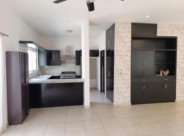 Casa de 3 habitaciones, Santa Catarina · Casa en Venta Privada Acueducto Santa Catarina