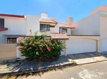 Casa en condominio de 4 habitaciones, Boca del Río · Oportunidad de Inversión en Costa de Oro