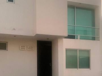 Casa en condominio de 3 habitaciones, El Marqués · Invierte Casa en Venta Amueblada, Lista Para Renta y Generar Desde El Primer Día