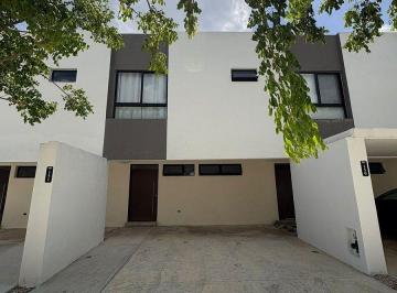 c393eaf34e94bdd63f8aea5890d91729ec88310e9f87720cd1a54b33399f80ba · Town House en Renta Semi Amueblado en Cholul Privada con Amenidades