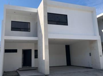 Casa · 305m² · 3 Recámaras · 2 Estacionamientos · Casa en Venta Amorada Privada Residencial
