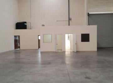 Bodega comercial , Chihuahua · Excelente Bodega en Renta! $80,477 + Iva Ubicada en Nombre de Dios!