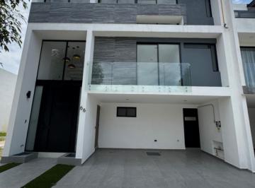 1 · Renta o Venta de Casa en P. Foresta, Lomas de Angelopolis, San Andrés Cholula, Puebla