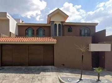 Casa de 4 habitaciones, Guadalajara · Amplia y Hermosa Casa, Alta plusvalia¡Compra Hoy La Casa de Tus Sueños