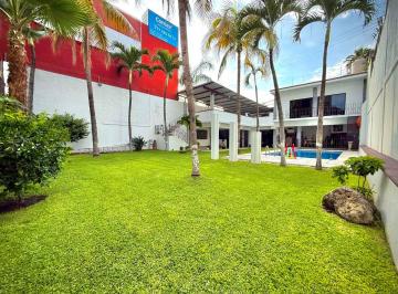 Casa de 3 habitaciones, Temixco · Casa en Venta a un Costado de Las Brisas