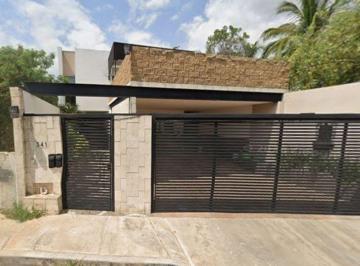 Casa de 4 habitaciones, Mérida · Venta Sin Creditos de Casa en Merida Fracc Montebello Yucatan