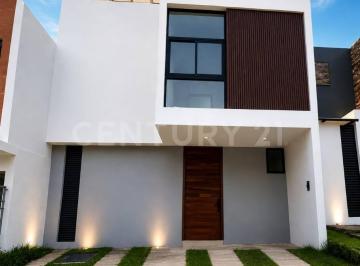 Casa en condominio · 150m² · 3 Recámaras · 2 Estacionamientos · Casa en Venta, Col, Senderos de Monte Verde, Tlajomulco de Zuñiga, Jal