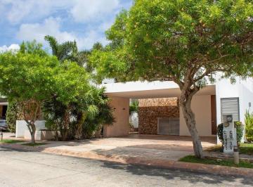 cad3ec17f3322e351bedad0be1b34aaed1b9a62abbb3cda2cfbcb07af3e65eb6 · Casa en Temozon Norte Merida Yucatan