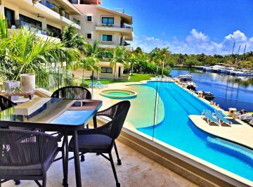 Departamento · 148m² · 2 Recámaras · Condominio con Vista a La Marina con 2 Recamaras y 2 y 1/2 Baños