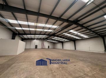 Bodega comercial , Mérida · 1,200 m² Renta de Bodega Periferico Norte Altura de Plaza Harbor Oficinas Doble Planta y Dos Andenes