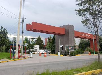 Departamento · 55m² · 2 Recámaras · 1 Estacionamiento · Departamento en Venta en Fraccionamiento La Florida, Otzolotepec, Estado de México. Acepta Créditos.