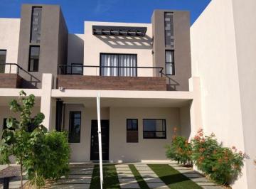 Casa de 3 habitaciones, Los Cabos · Casa de 127 m² en Cabo San Lucas, a 3 Minutos de Plaza Patio