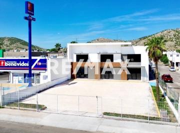 Local comercial · 998m² · 15 Estacionamientos · Local en Renta en Blvd. Ganaderos Urbi Villa del Rey