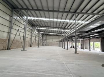 Bodega comercial · 3200m² · 2,000 m² de Nave Industrial en Renta en Cancún con Andén, Rampa Niveladora y 10.30 m de Altura