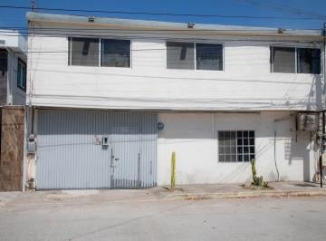 Casa · 96m² · 7 Recámaras · 2 Estacionamientos · Casa en Venta en Sector Los Pinos, Madero Tamaulipas.