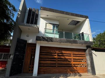 Casa · 300m² · 3 Recámaras · 2 Estacionamientos · Casa en Venta en Colonia Diaz Ordaz