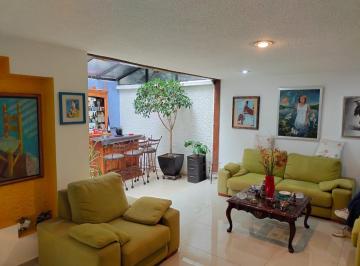 Casa · 220m² · 3 Recámaras · 2 Estacionamientos · Casa en Venta en Club de Golf, Tlalpan
