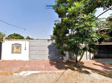 Casa de 3 habitaciones, Zapopan · Casa Nueva de Una Planta en Renta | Colonia Las Fuentes.