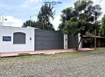 Casa de 3 habitaciones, Zapopan · Casa Nueva de Una Planta en Renta | Colonia Las Fuentes.