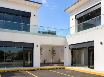 a2829752ad42cfbef694e91386a8bdbf091087bed4e13219f553d46518d84e7e · Local Comercial en Renta en Plaza Scala