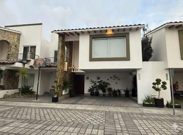 Casa en condominio · 203m² · 3 Recámaras · 3 Estacionamientos · Casa en Venta Condominio Vitalia San Mateo Atenco