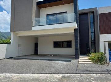 Casa de 3 habitaciones, Monterrey · Casa en Venta Zona El Uro, Bosques de Las Misiones Olivo