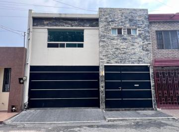 Casa de 3 habitaciones, San Nicolás de los Garza · Casa en Venta 3 Rec Bosqes del Roble Remodelada