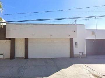 Casa de 4 habitaciones, Torreón · Venta de Casa en Torreon Jardin, Coahuila