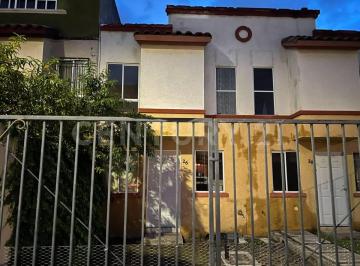 Casa · 60m² · 2 Recámaras · 1 Estacionamiento · Casa en Renta en Real Granada