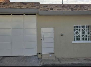 Casa de 3 habitaciones, Guadalajara · Casa en Venta