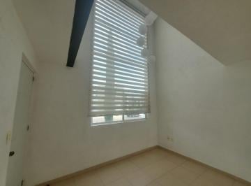 Sala · Excelente Casa en Renta