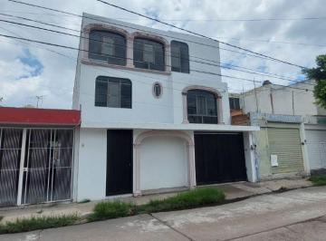 Casa de 5 habitaciones, Aguascalientes · Se Renta Casa Grande en Santa Elena Para Escuela U Oficinas