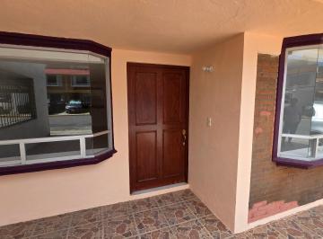 Casa de 4 habitaciones, Toluca · Casa en Venta en Privada San Buenaventura