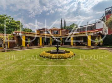 Casa de 3 habitaciones, Tepoztlán · Casa de 1353 m² con 3 Recámaras en Venta en Barrio San José, Tepoztlán