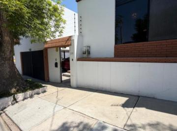 1 · Venta Casa en El Campestre con Recámara en Pb