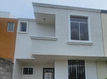 Casa · 90m² · 3 Recámaras · 2 Estacionamientos · Casa en Venta Fraccionamiento Los Encantos Coto #4, Bahía de Banderas