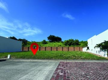 Terreno / Lote · 234m² · Terreno en Punta Tiburon en Venta