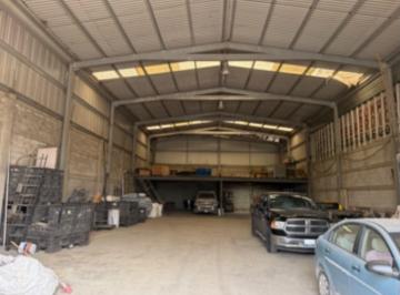Local comercial · 525m² · Nave Industrial en Renta