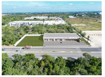 Local comercial · 726m² · 2 Estacionamientos · Local Comercial en Renta en Dzitya, Real Montejo, Mérida, Yucatán