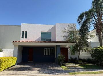 df9a830fb8fe8e89ab5a5e3d5fd17deb7abd34a1809b814e6567fe8fe8151962 · Casa Santa Catalina Zona Real