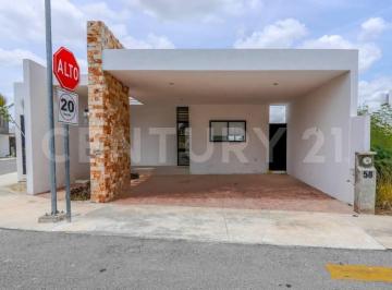 Casa · 125m² · 1 Recámara · 2 Estacionamientos · Casa en Renta Frente a Parque y con Alberca