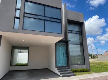 Casa · 3 Recámaras · 2 Estacionamientos · Casa - Apizaco