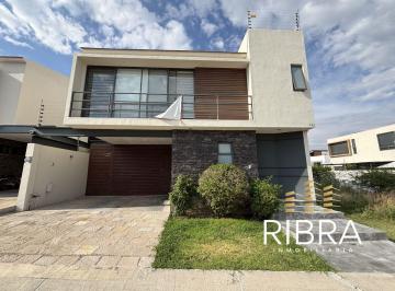 Casa de 3 habitaciones, León · Casa en Venta en Lomas del Molino II, León Gto.