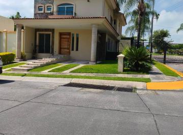 Casa de 3 habitaciones, Tlajomulco de Zúñiga · Residencia Amueblada 307 m² en Casa Fuerte