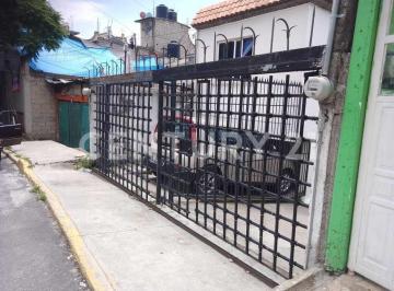 Casa · 103m² · 2 Recámaras · 1 Estacionamiento · Casa en Renta en Los Olivos, Atizapán de Zaragoza